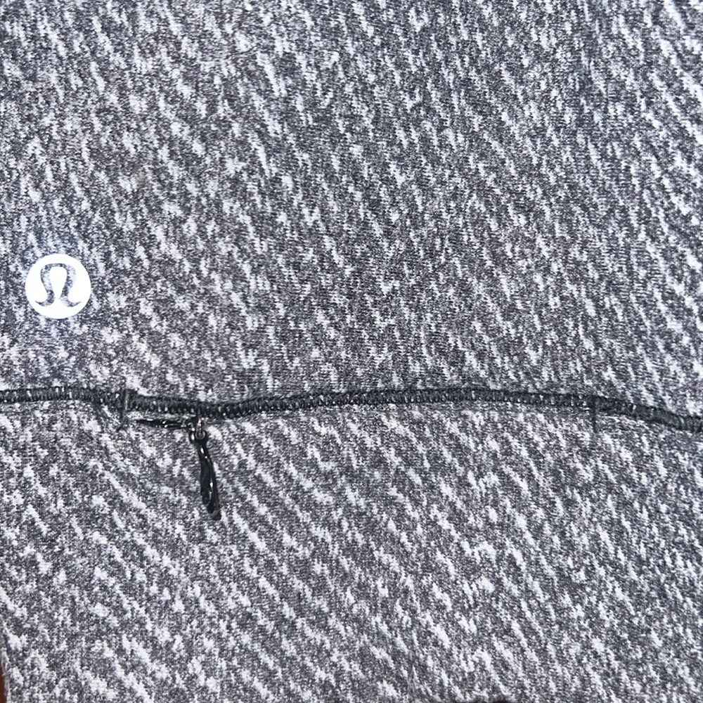 Lululemon Grey Patterned Crew Neck Sweatshirt - image 6